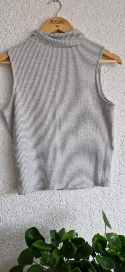 M - Primark top mouwloos grijs (0125kel1)