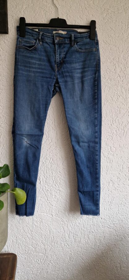 29 - Levi's jeans super skinny kort model (0225ros2)