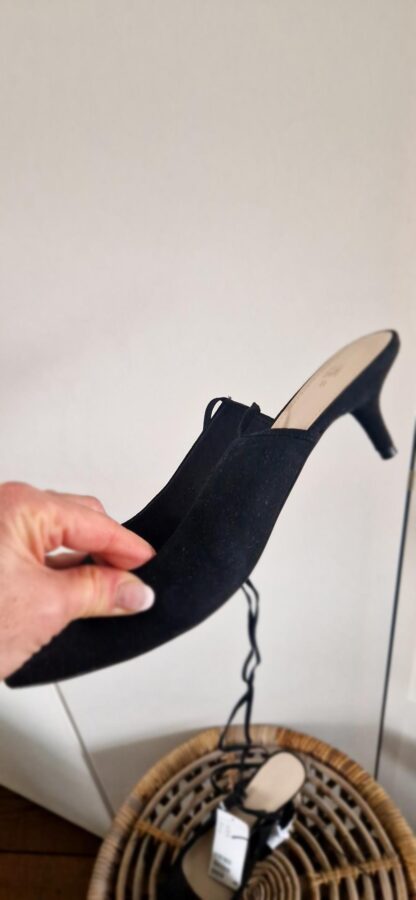 41 - H&M slingbacks zwart nieuw (0225may1)