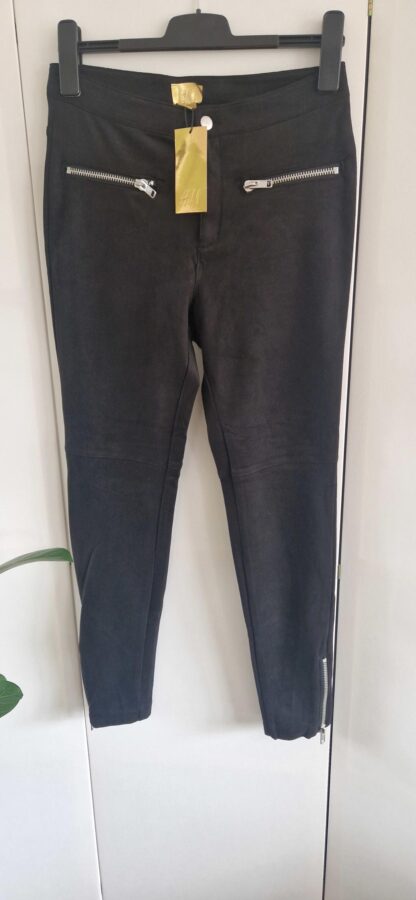 38 - H&M broek zwart zacht nieuw (0225may2)